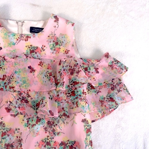 Tahari Arthur S. Levine Cold Shoulder Tiered Floral Dress - Picture 12 of 17